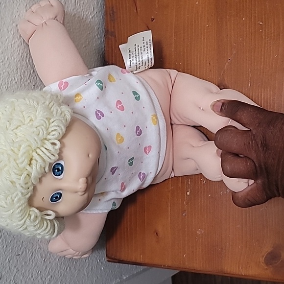 VINTAGE CABBAGE PATCH DOLL BLONDE HAIR BLUE EYE 1978 -1982 15 INCH - Picture 3 of 7